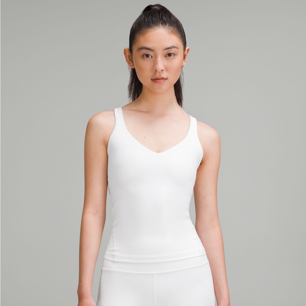 NWOT Lululemon Align Waist length tank
